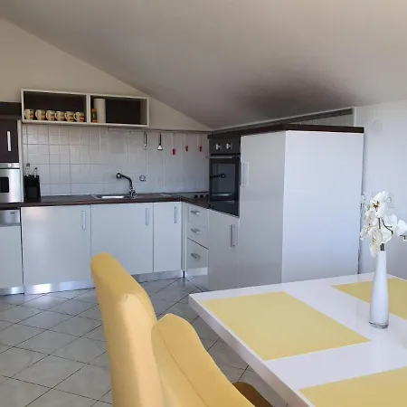 Apartament Laura